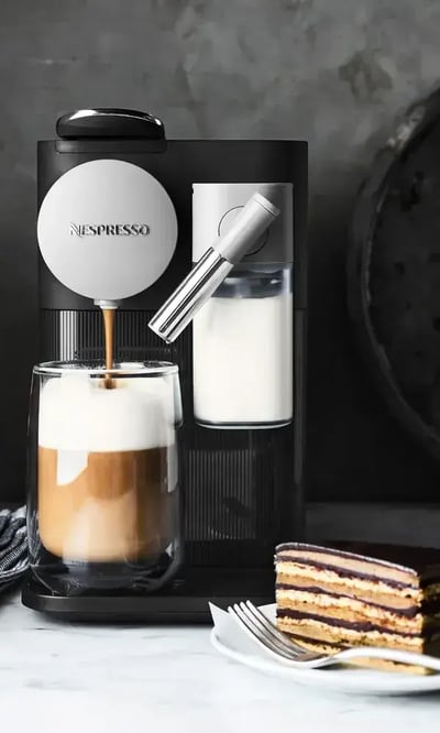 nespresso-lattissima-one-espresso-machine-by-delonghi-600x1000